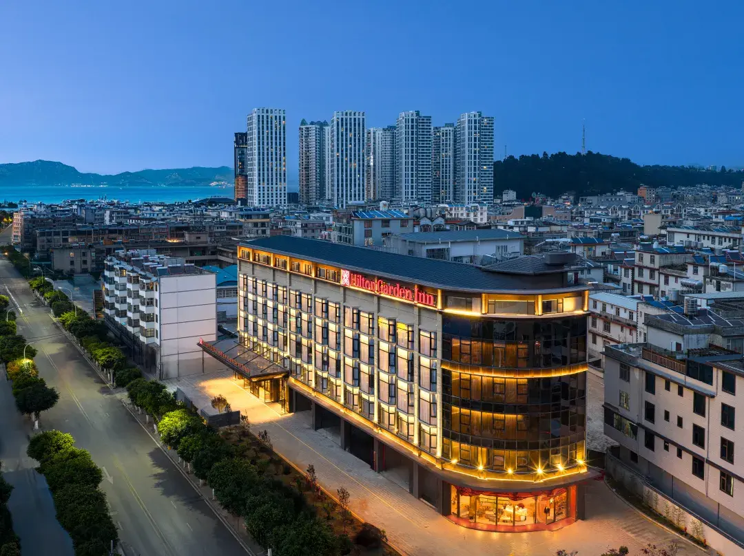 Hilton Garden Inn Dali Erhai Park - 