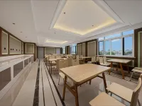 Heyue Sheng Hotel(Laiyang High-speed Railway Station Yiwu International Mall Branch) Hotel a Laiyang