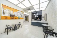 Wendefu Hotel (Guangzhou Beijing Road Tianzi Wharf) - parking