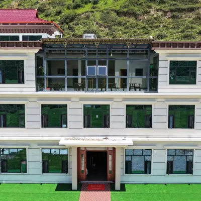 Xiangsuocang Homestay Hotels near Blue Ice Lake in the Lianbao Yeze Scenic Area