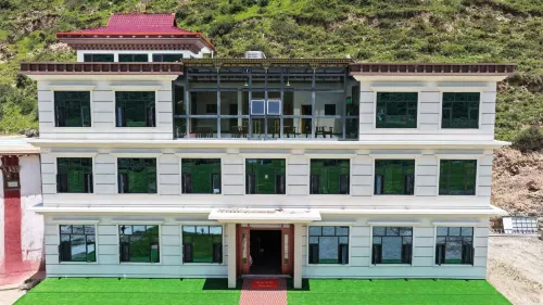 Xiangsuocang Homestay - balcony