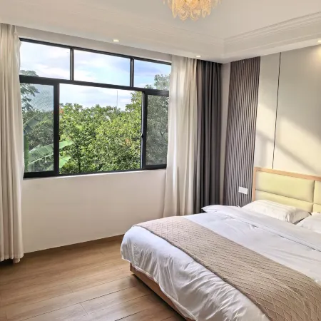 Breeze Hotel (Longhushan Visitor Center)