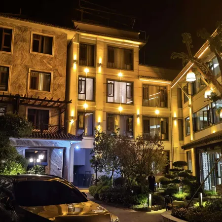 Shiping Riverside Guesthouse
