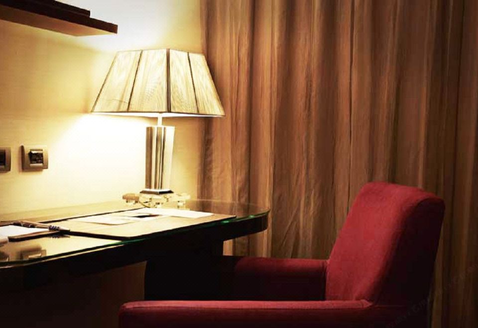 Roumei Boutique Hotel 로비