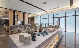 Atour Hotel (Suining Chuanshan High-speed Railway Station)