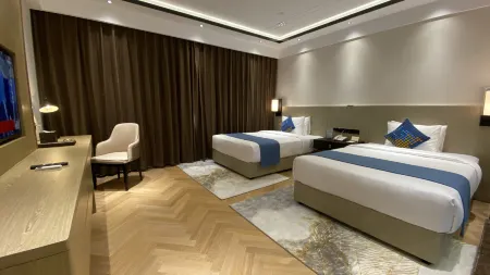 Ocean Delight Boutique Hotel Отели рядом с достопримечательностью «Порт Сихануквилл»