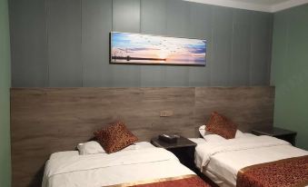 Fenggang Kairui Quick Hotel