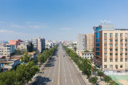 JI Hotel (Linfen Gulou South Street) Отели рядом со станцией Linfen Railway Station