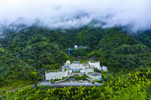 Mangshan Forest Hot Spring Hotel Hotels in Yizhang