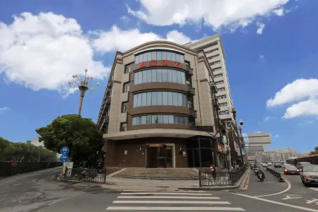 Homeinn Hotel (Nanchang Bayi Square Second Affiliated Hospital) Отели рядом с достопримечательностью «Youmin Temple»