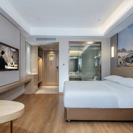 Vienna International Hotel (Xinyang High Speed Rail East Station Branch)