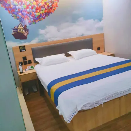 ShiGuang Youth Hotel