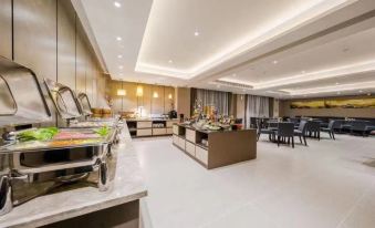 Home Inn Plus (Nanjing Confucius Temple Baixia Road)