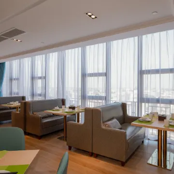 Vienna 3 Best Hotel (Luoding Sulong)