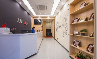 Junyi Hotel (Yangzhou Dongguan Street Store)