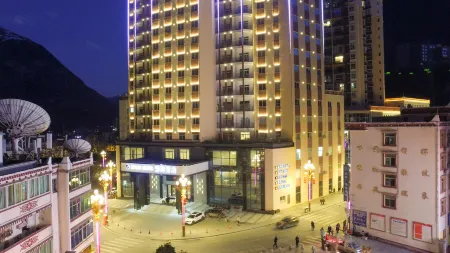 Xiaojin Liwan Hotel Отели в г. Сиаоцзинь