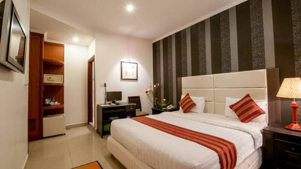 City Lodge Hotel