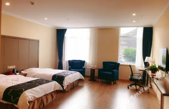 靈石華夏宏源大酒店