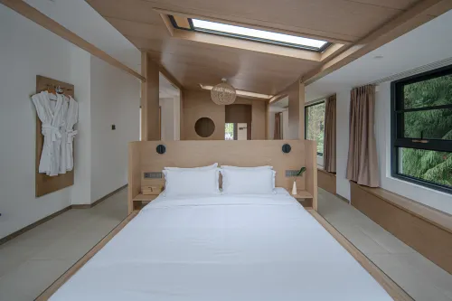 Persimmon Tree Homestay (Bifengxia Scenic Area) - piscina