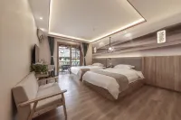 HONGYABOYINJU HOTEL - balcony