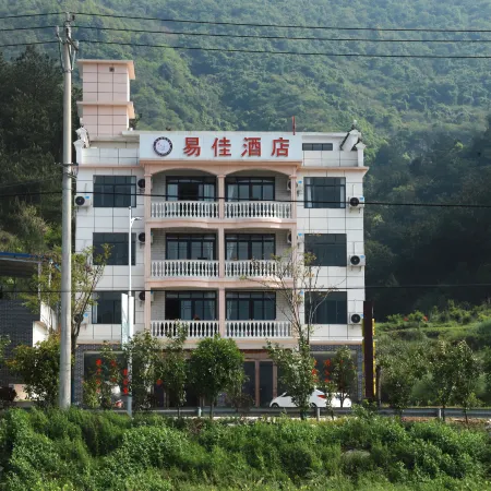 Yangxin Yijia Hotel