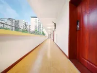 重慶城南飯店 楊闇公生平事蹟展附近的飯店