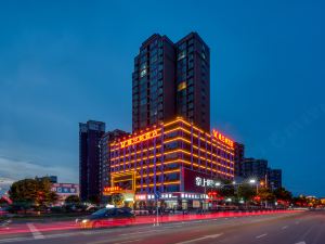 Vienna Hotel (Luoshan)