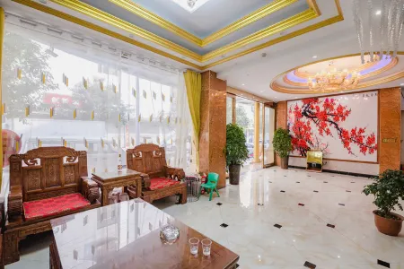 Yongcheng Golden Apple Business Hotel