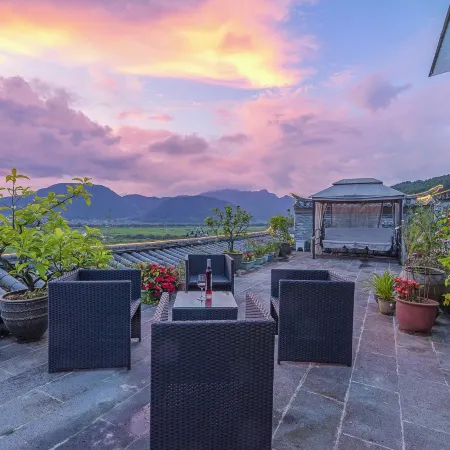 Tengchong Lanju Pavilion Inn