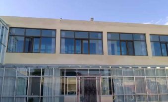 Qinghai Lake Tianyi Jiayuan Farm Stay