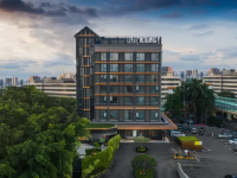 ユーファンホテルPlus·江景ホテル(醫科大一附院南湖公園) 天桃実験学校 (小学部)周辺のホテル
