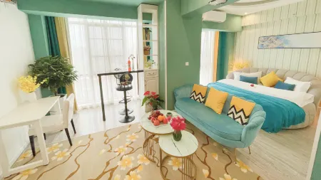 QianchanHOtel(kunmingHighspeedRailwaysouthstatonuniversitytownstore) Отели рядом с достопримечательностью «Yunnan Minzu University (Yuhua Campus)»