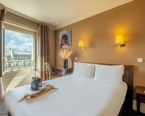 Hotel London Hotels near Auber Station