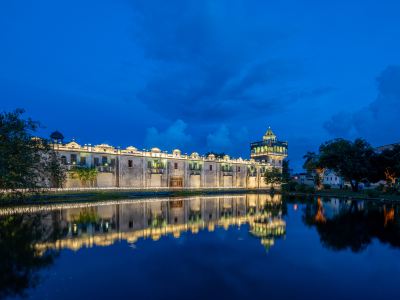 Floral Hotel · Fifty-third Degree Zhuxia Hotel (Kaiping Diaolou Branch)