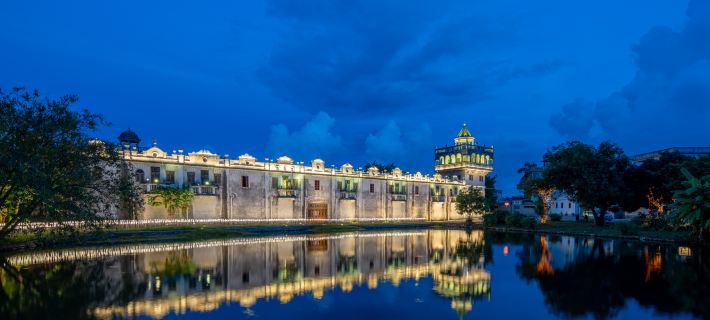 Floral  Hotel · Fifty-third Degree Zhuxia Hotel (Kaiping Diaolou Branch) Hotele w: Kaiping