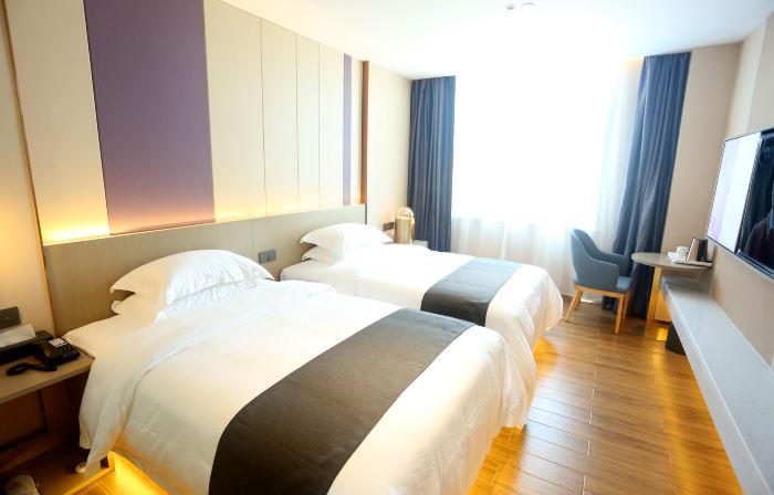 Mengcun Yanbai Business Hotel