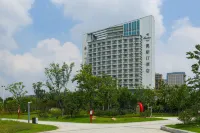 Austin Hotel (Lu'an High Speed Railway Station) Hotels near Gaotao Tomb