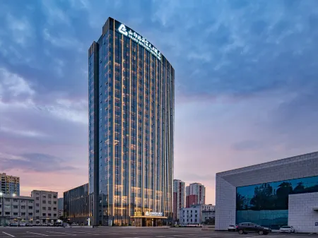 Grand Skylight Hotel SDP Отели рядом с достопримечательностью «Shandong University of Political Science and Law»