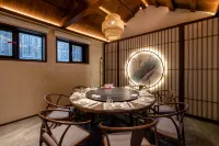 Floral Lux Hotel · Jinan see mountain knot Lu Hotel Hotels in Jinan