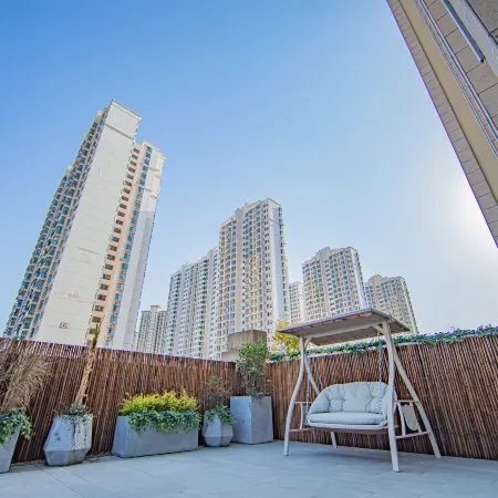 Yishang PLUS Hotel (Xiangyang Station Minfa Commercial Plaza Branch)
