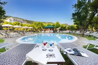 Hotel Antiche Mura Các khách sạn gần Sorrento in bici