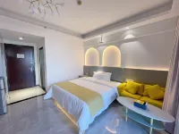 Liya Light Enjoy Homestay