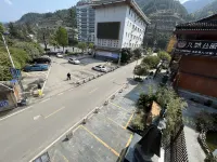 Jianhe Hot Spring Hotel Yang'asha Square - Pysäköinti