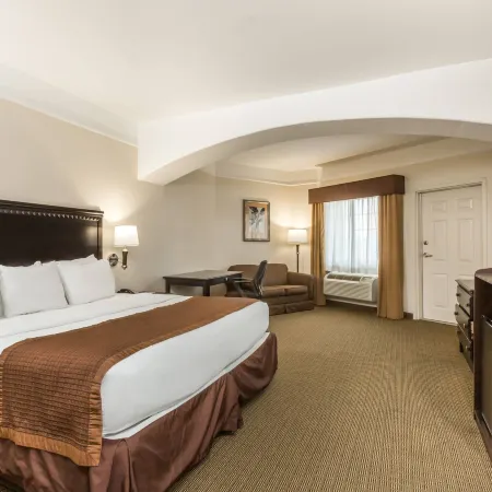 Baymont by Wyndham Galveston Отели рядом с достопримечательностью «Парк Муди Гарденс Аттракшенс Тем»