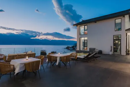 Dali Jingyue Meiji Seaview Homestay