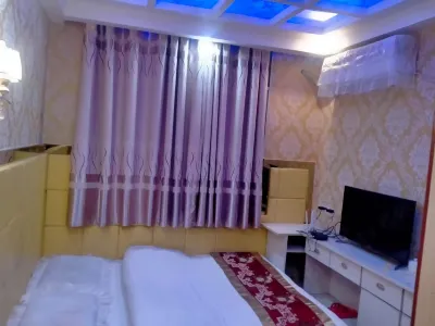 Yilong Shihui Hotel Hotels near Linlang Well