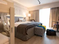 سكانديك روبينن Hotels near سنتروم