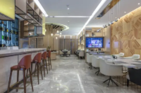 โรงแรมโมแรน (สถานีรถไฟหยินโซว วันดา หนิงป่อ)