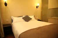 Soho Garden Villa Hotel (Shanghai Jiaotong University Metro Station Flagship)