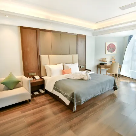 Deyang Golden Carlley Hotel